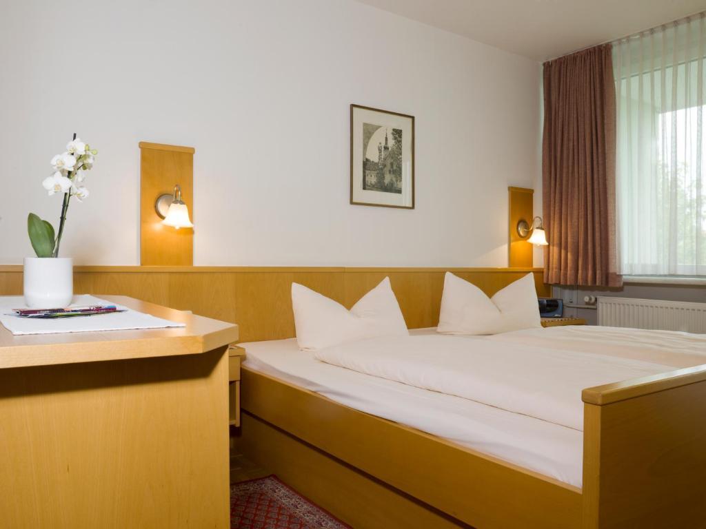 Zentral-Hotel Bad Füssing Pokoj fotografie